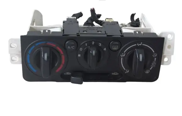 Mazda Demio Climate control unit DC7261190A