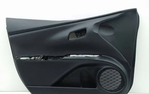 Toyota Prius (XW50) Front door card panel trim 67778X1B12