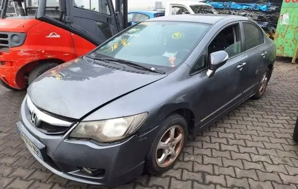 Honda Civic Front door 20011160271 6001349