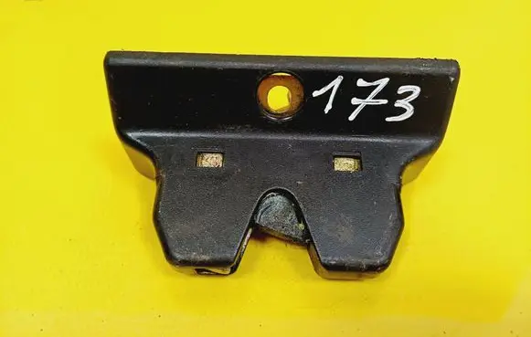 Renault Laguna I Tailgate/trunk/boot lock/catch/latch