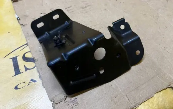 Ford Explorer VI Battery bracket L1MB10678AB