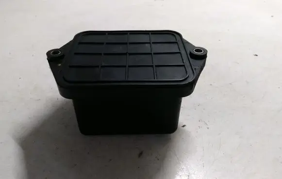 Opel Vectra C Vacuum air tank 