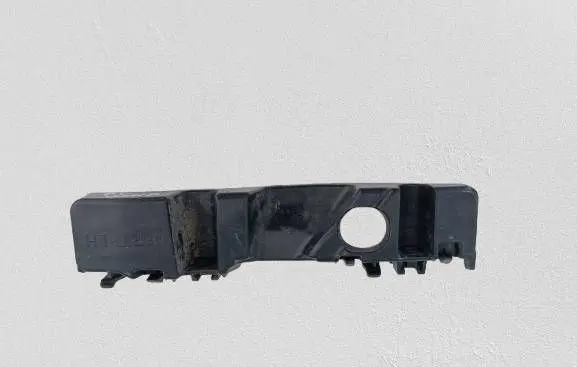 Hyundai Kona I Front bumper mounting bracket 86513J9000