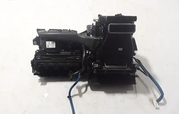 Volvo C40 Interior heater climate box assembly 32329646