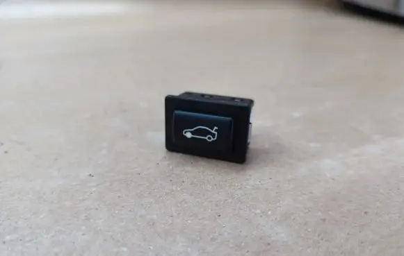 BMW 5 GT F07 Tailgate opening switch 9200316