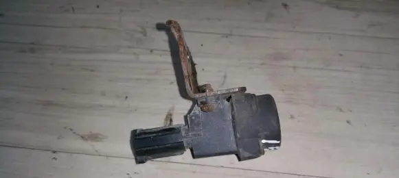 Renault Laguna I Fuel cut-off switch 7700336391 440206