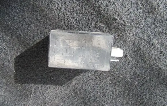 Peugeot 605 Other relay 0332512013 54B04EAY1