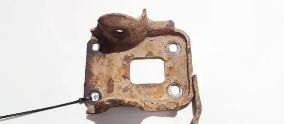 Audi A4 S4 B5 8D Bracket in trunk/boot 