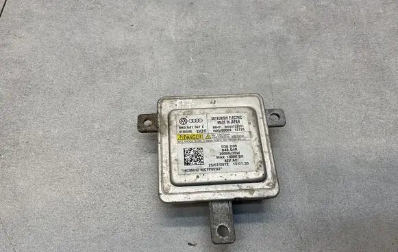 Audi A7 S7 4G Headlight ballast module Xenon 8K0941597E