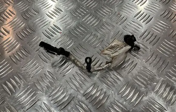 Alfa Romeo Giulia Oil pressure sensor 500533430