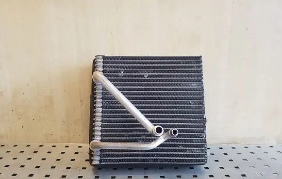 Volkswagen Eos Air conditioning (A/C) radiator (interior) 