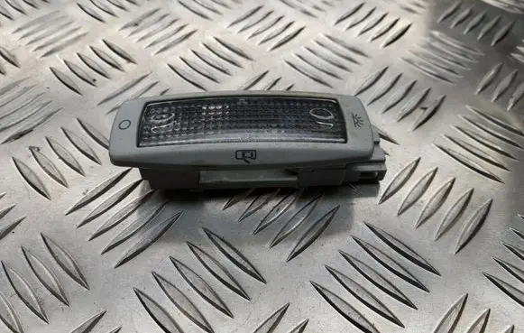 Volkswagen PASSAT B5 Rear seat light 3B0947291