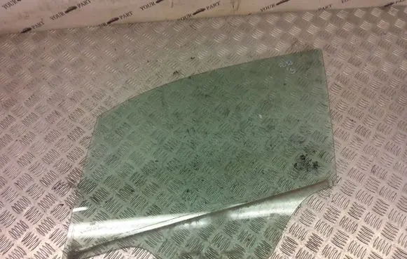 Fiat 500X Front door window glass four-door 43R007951