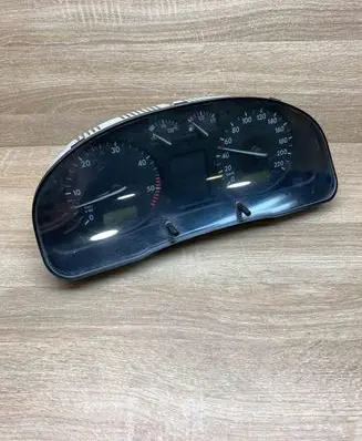 Volkswagen PASSAT B5 Speedometer (instrument cluster) 09051940090