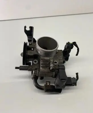 Hyundai i20 (PB PBT) Throttle valve 3517026910 9600930006 3515003000