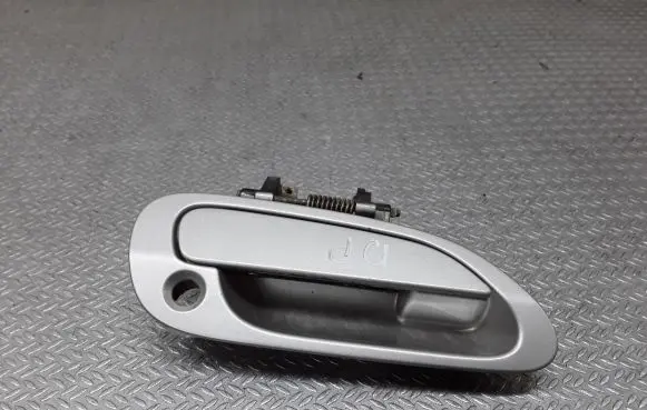 Honda Accord Front door exterior handle 72140S82A