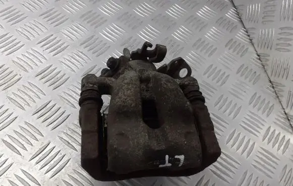 Opel Zafira B Rear brake caliper