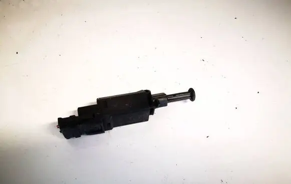 Volkswagen PASSAT B4 Brake pedal sensor switch 191945515
