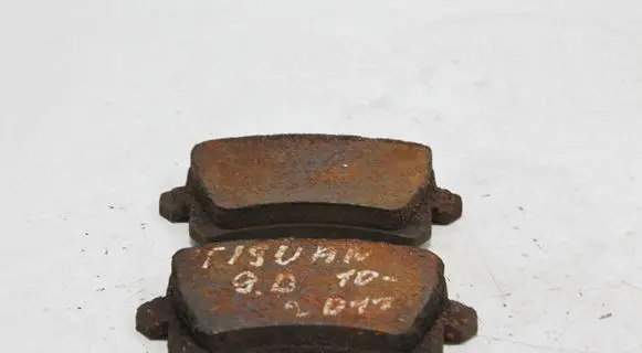 Volkswagen Tiguan Brake pads (rear) 90R018