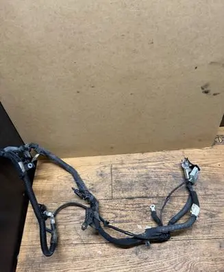 Peugeot 3008 II Positive cable (battery) 9805290380
