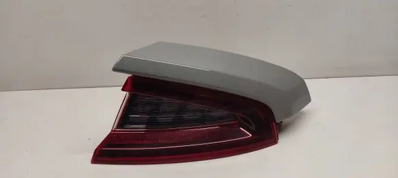 KIA Stinger Rear/tail lights 92402J5