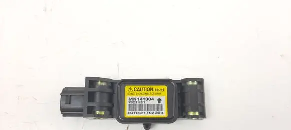 Mitsubishi Grandis Airbag deployment crash/impact sensor W002T11071 MN141004