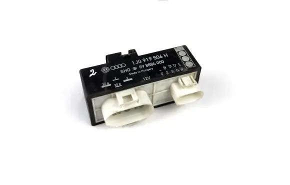 Volkswagen Golf IV Coolant fan relay 1j0919506h 898884000