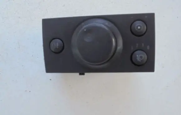 Opel Vectra C Light switch 