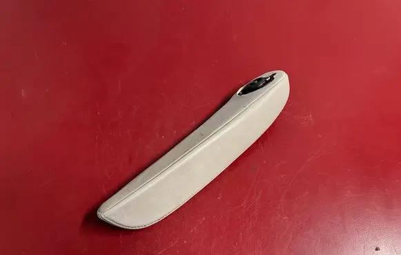 Chrysler Pacifica Armrest 