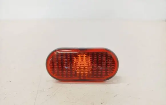 Renault Clio II Front fender indicator light E10142789