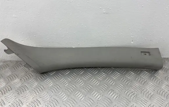BMW 3 E90 E91 (A) pillar trim 7058332