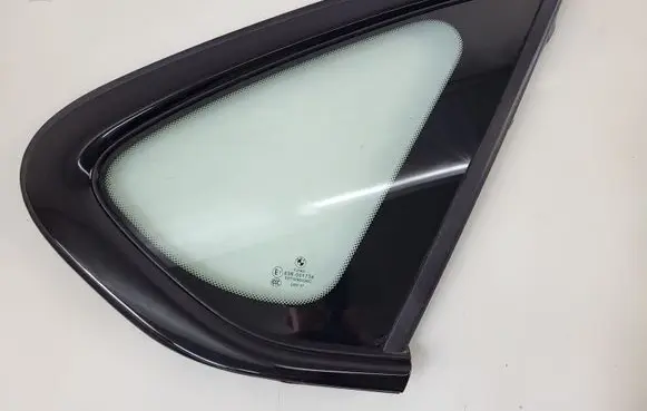 BMW 2 F45 Rear side window 7375180