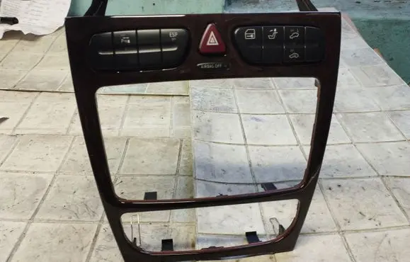 Mercedes-Benz C W203 Climate control/heater control trim A2036804639 41090102