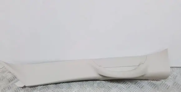 Chrysler Pacifica (A) pillar trim