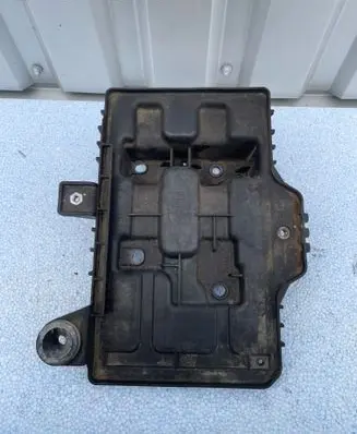 KIA Sportage Battery box tray 37150D3600