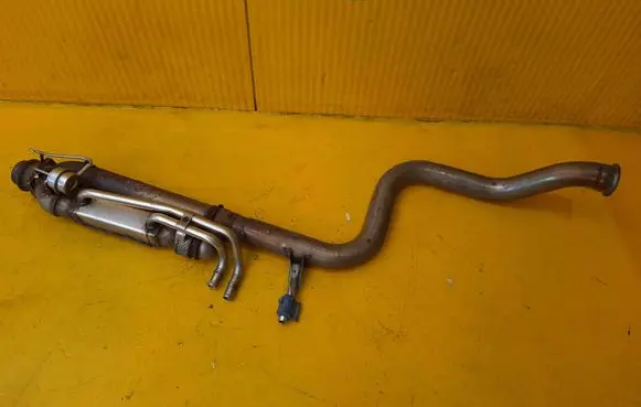 Peugeot 5008 Middle muffler/silencer 