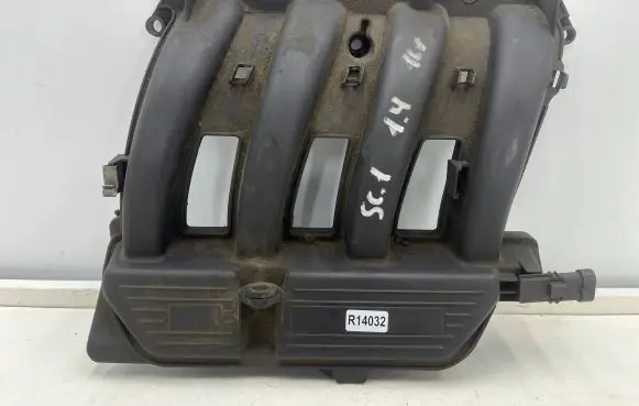 Renault Scenic I Intake manifold