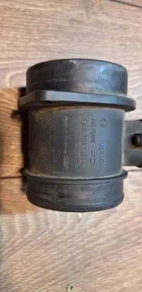 Volvo S60 Mass air flow meter 0280218088