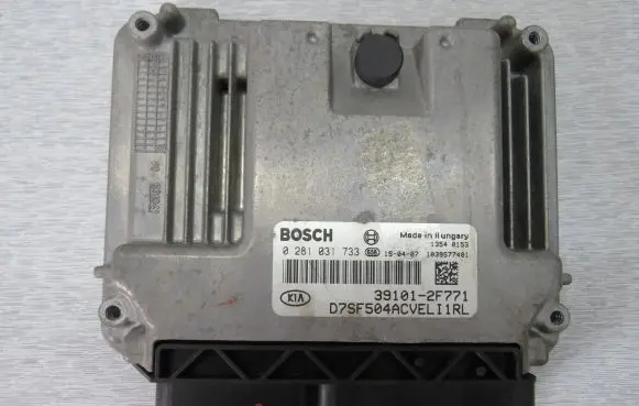 KIA Sportage Engine control unit/module ECU 0281031733