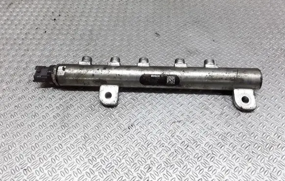 Fuel main line pipe