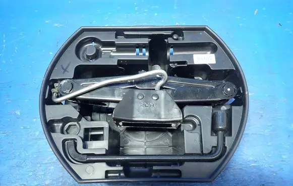 Peugeot 3008 I Lift Jack 