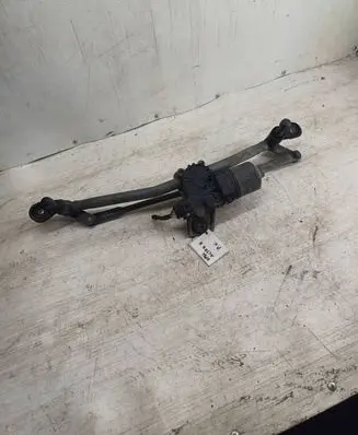 Opel Astra H Front wiper linkage and motor 13111211