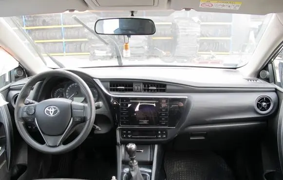 Toyota Auris E180 Dashboard AURISIILIFTDESKA