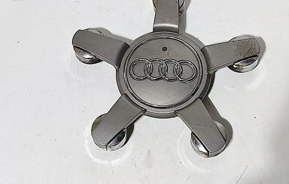 Audi Q7 4L Original wheel cap 4L0601165D