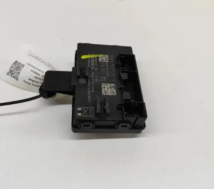 Skoda Superb B8 (3V) Door control unit/module 8W0959595M 8W0959595J