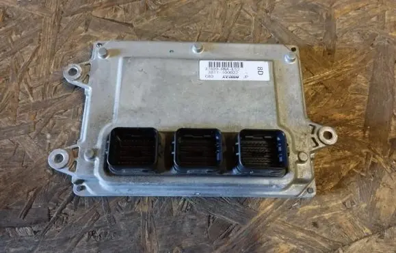Honda Civic Engine control unit/module 37820RNAE52