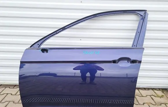 Volkswagen PASSAT B8 Front door 3G0831311K