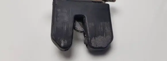 Audi A4 S4 B5 8D Tailgate/trunk/boot lock/catch/latch 8D5827505