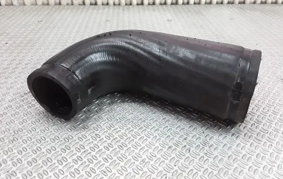Volvo V70 Intercooler hose/pipe