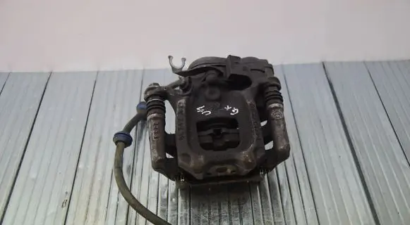 BMW X1 U11 Rear brake caliper 689106302